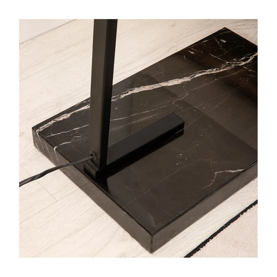 Kenay Home Arch Negro Discount
