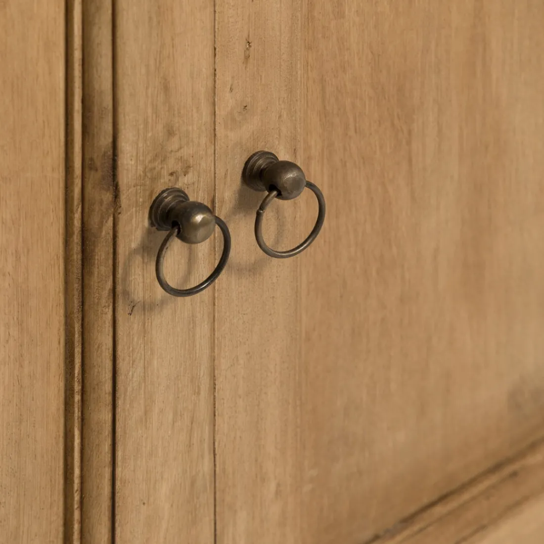 Kenay Home Rustic Fashion